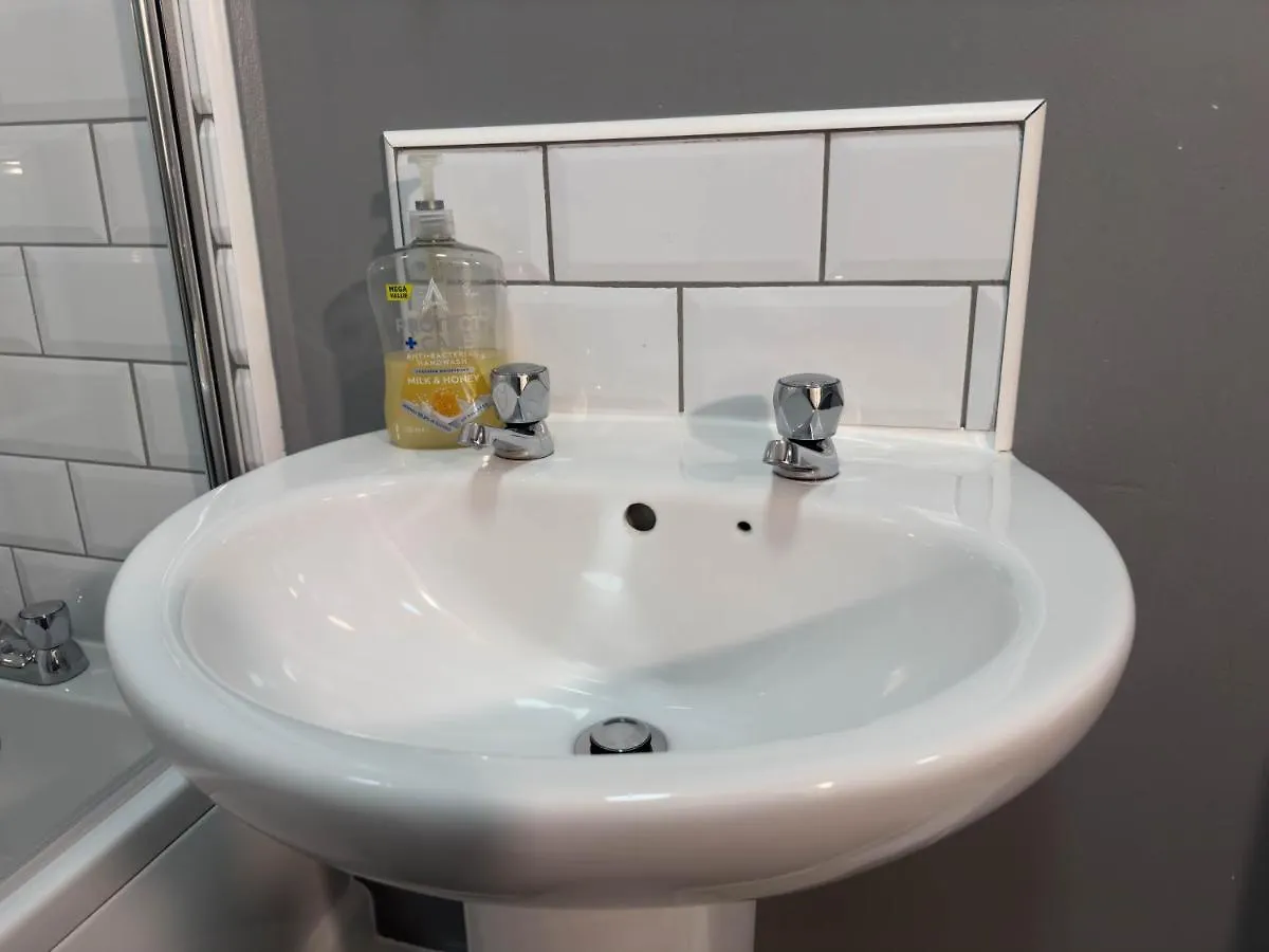 Thesiger Court Apartments - Free Private Parking - By Property Promise Cardiff 0*,