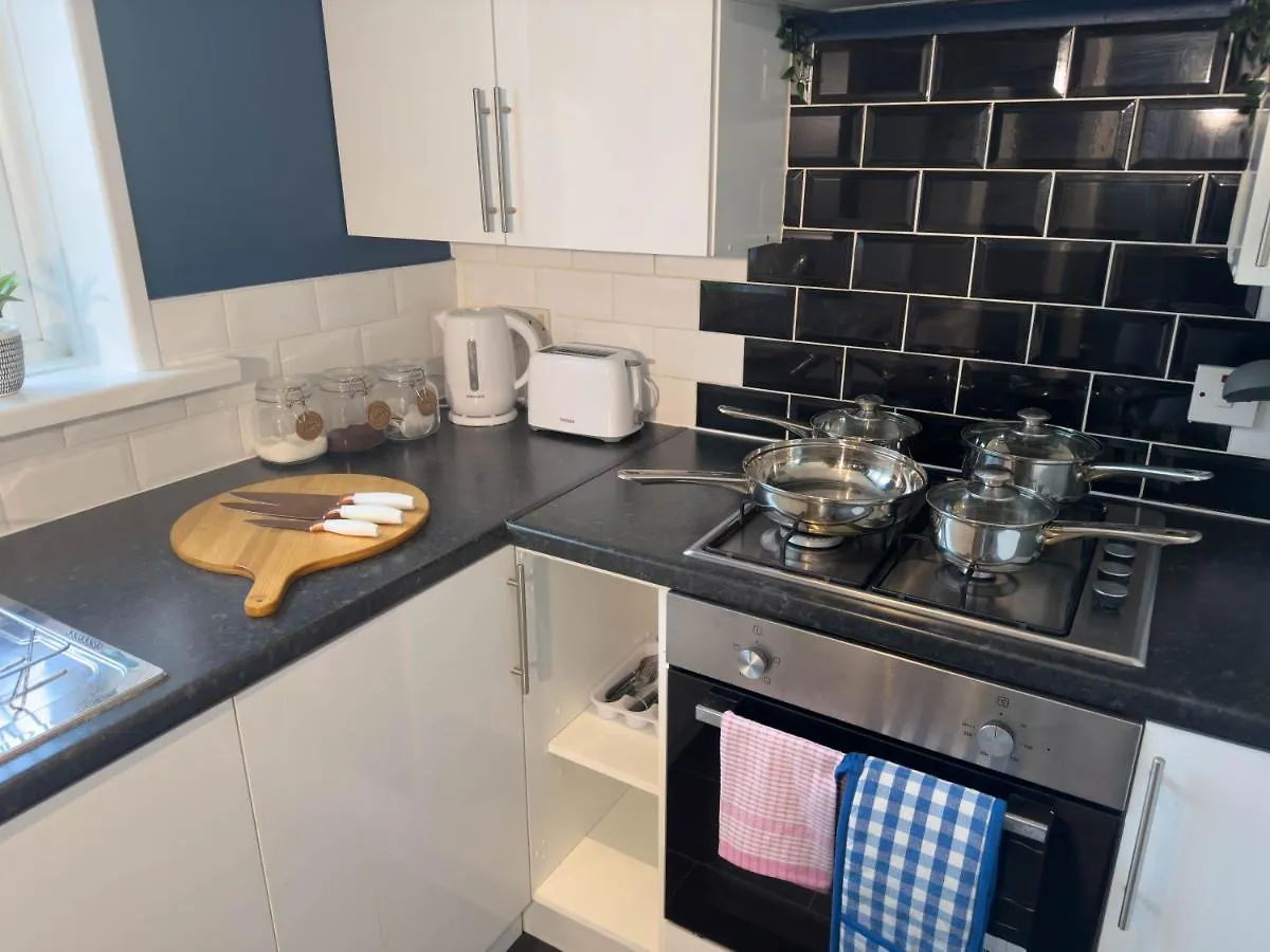 Thesiger Court Apartments - Free Private Parking - By Property Promise Cardiff